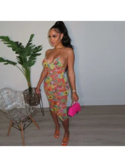 Sexy V Neck Backless Printing Light Green Sleeveless Dress