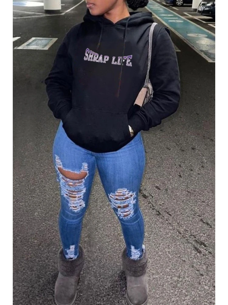 Letter Printed Casual Hooded Women's Pocket Sweatshirt - Image 2