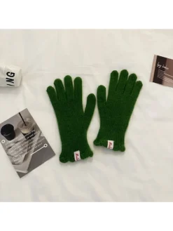 Solid Color Wool Fitted Glove