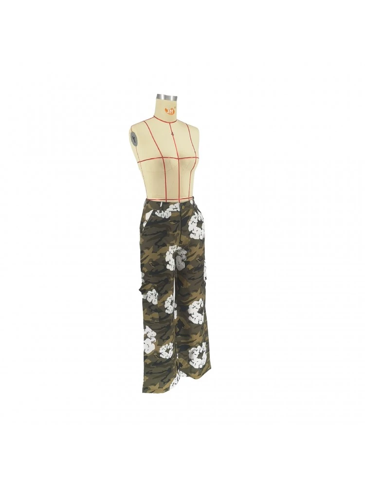 Camouflage Mid-rise Cargo Pants - Image 4