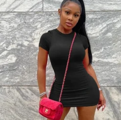 Solid Color Round Neck Slim Mini Dress