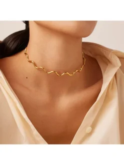 Fashionable Wave Necklace