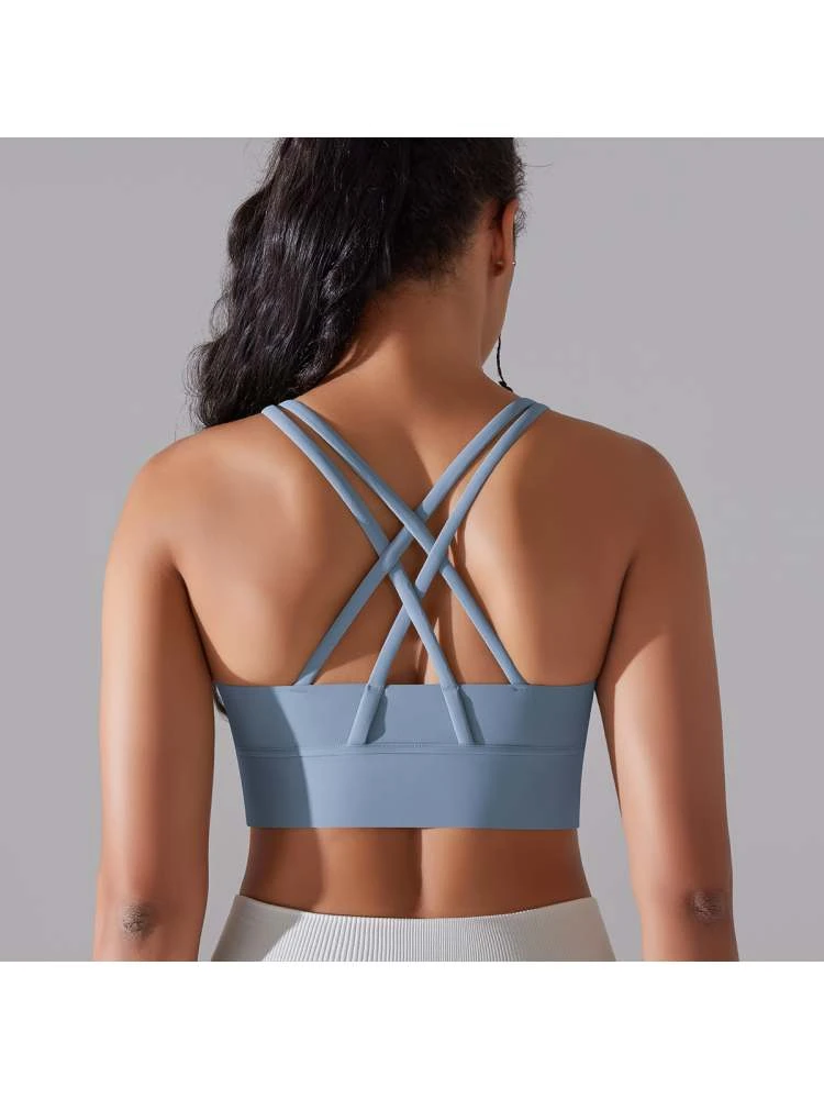 Solid Color U Neck Cropped Tank - Image 3