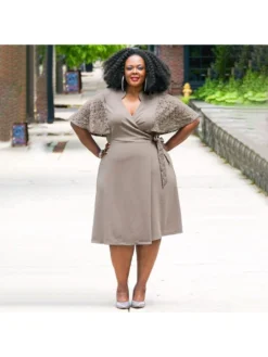 Patchwork Lace Detail Lace-Up V Neck Midi Dress