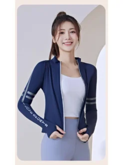 Letter Pattern Long Sleeve Zipper Skinny Tank